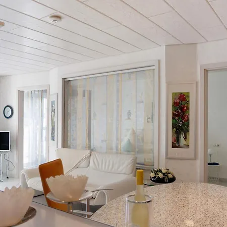 Am Schlosssee Salem (Baden-Wurttemberg)