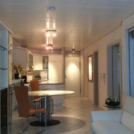 Ferien-appartement Am Schlosssee Salem (Baden-Wurttemberg)
